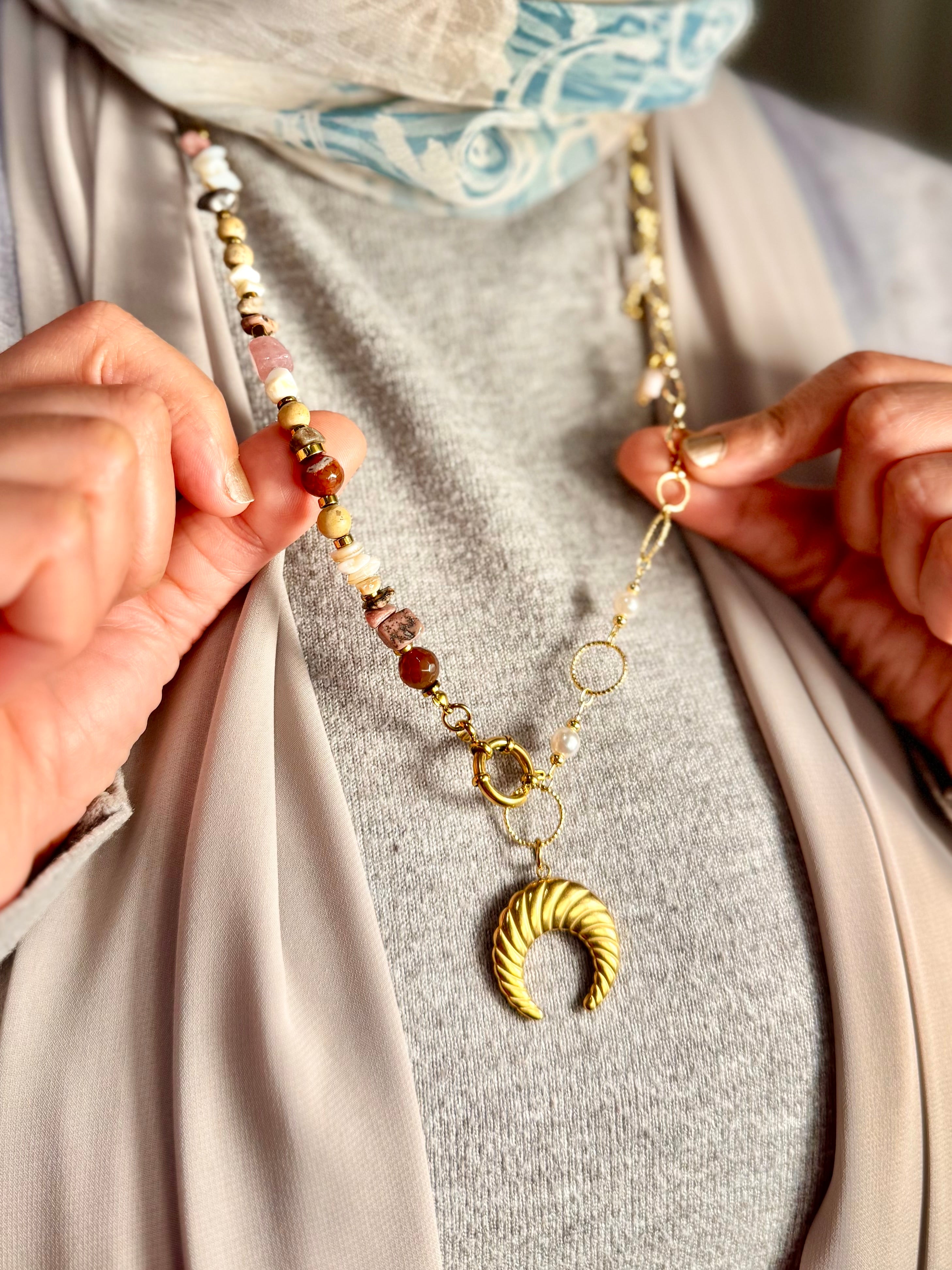 Natural Stones Necklace