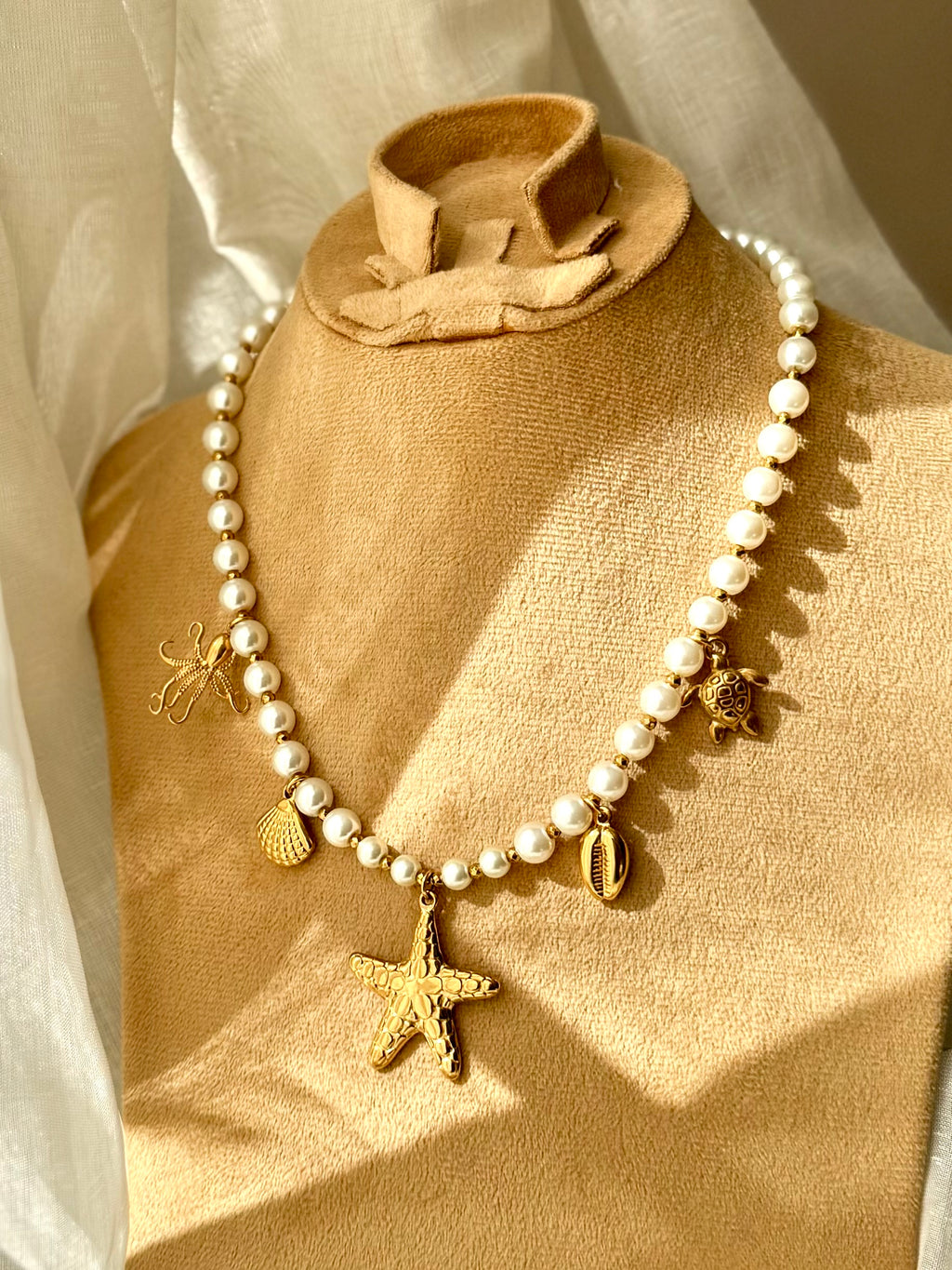 Chunky Majorca Pearls Necklace
