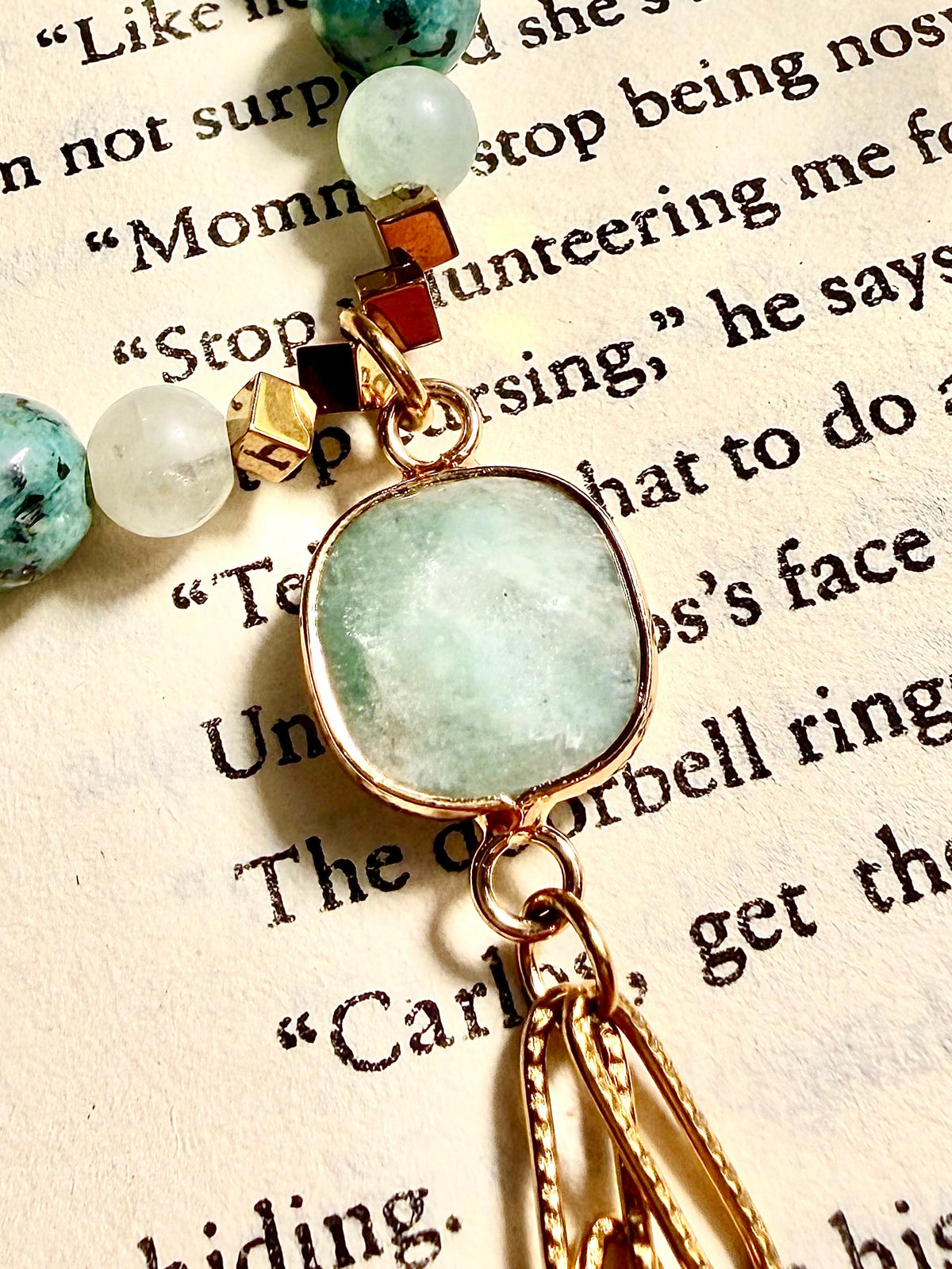 Natural Stones Necklace