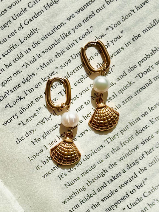 Natural Pearls Earring Pair