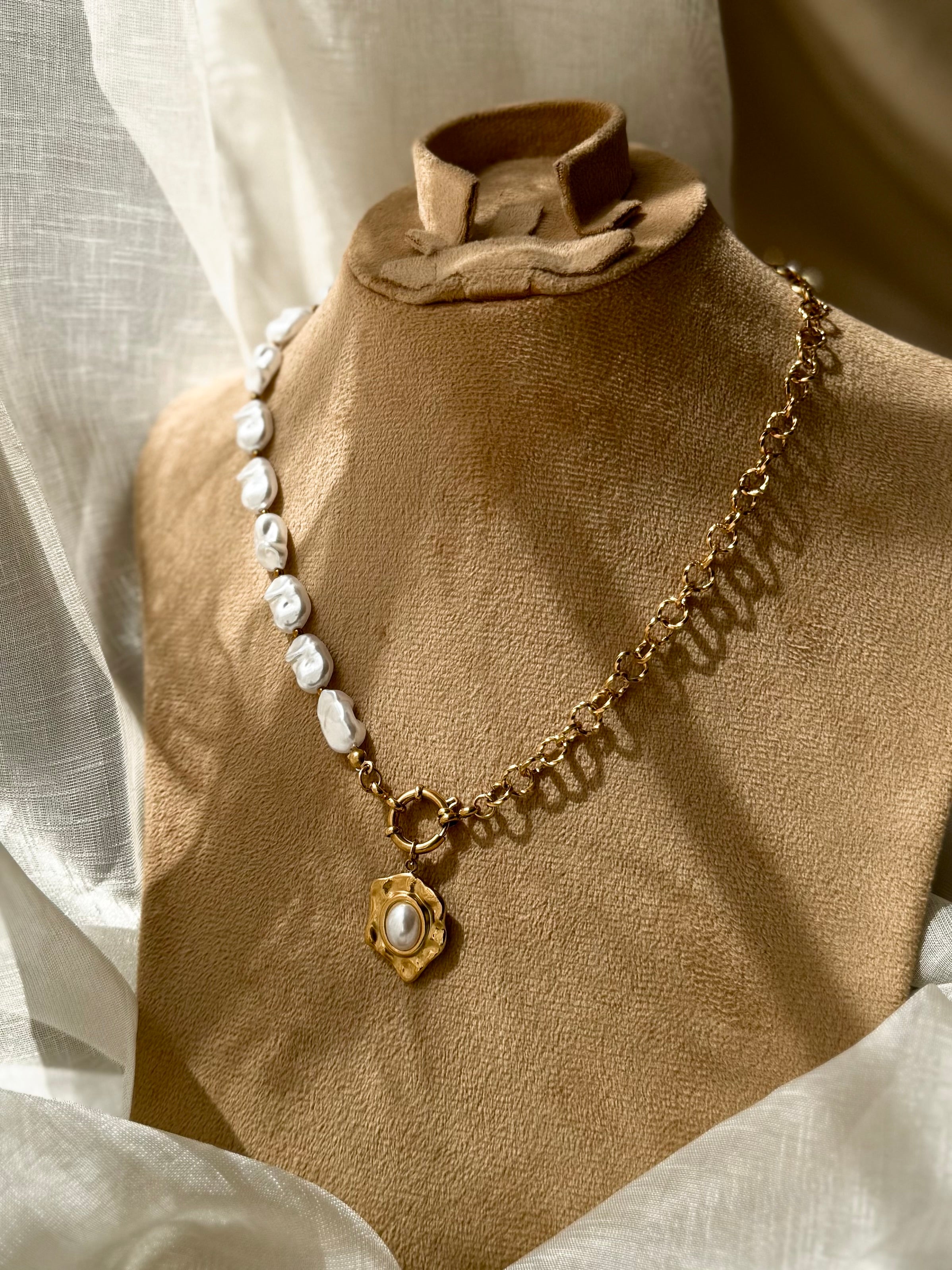 Chunky Necklaces Set