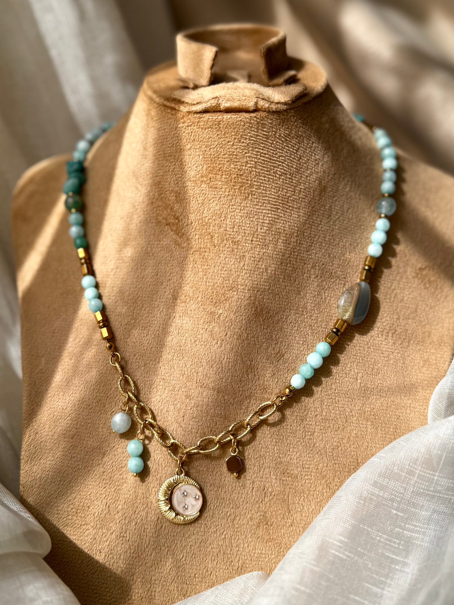 Agate, Chip Stone and Stainless Steel Necklaces Set
