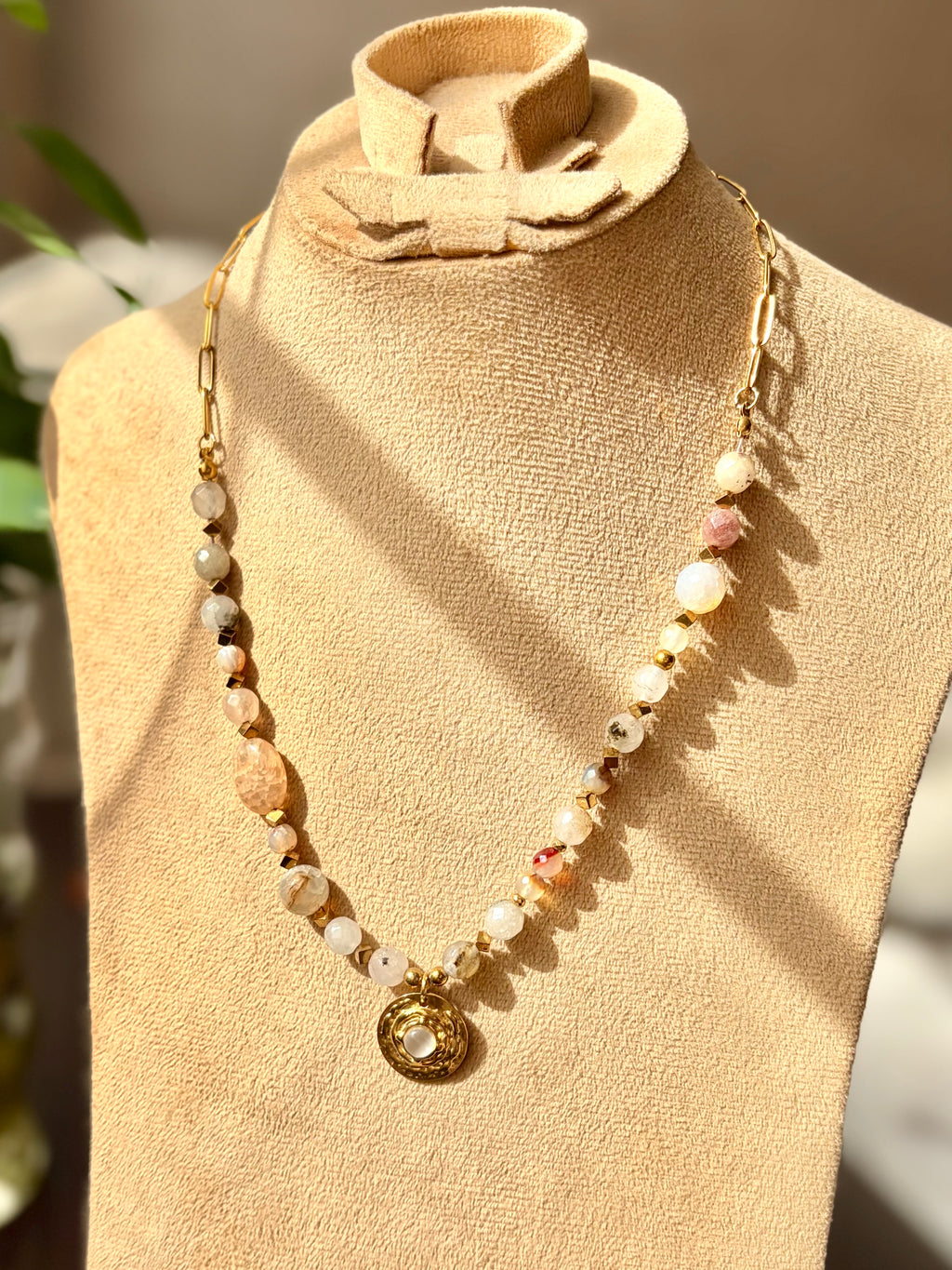 Natural Stones Necklace